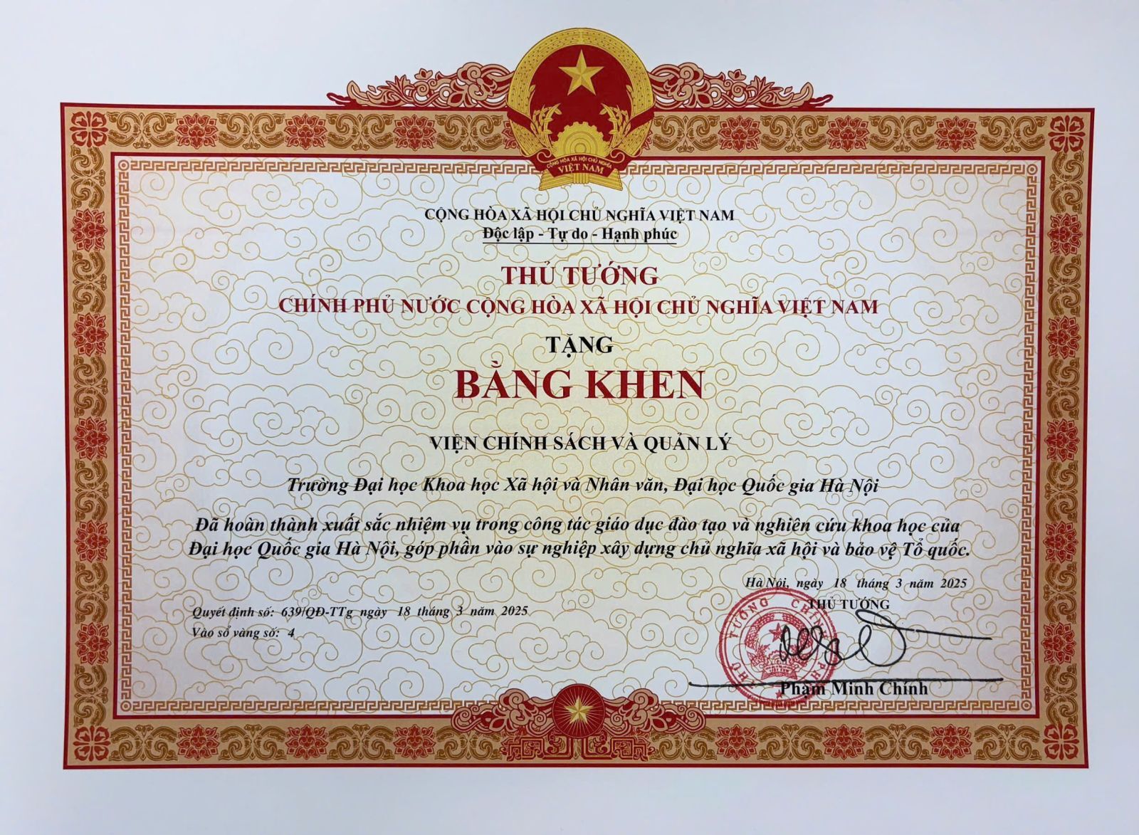 VIỆN CHÍNH SÁCH VÀ QUẢN LÝ ĐƯỢC THỦ TƯỚNG CHÍNH PHỦ TẶNG BẰNG KHEN